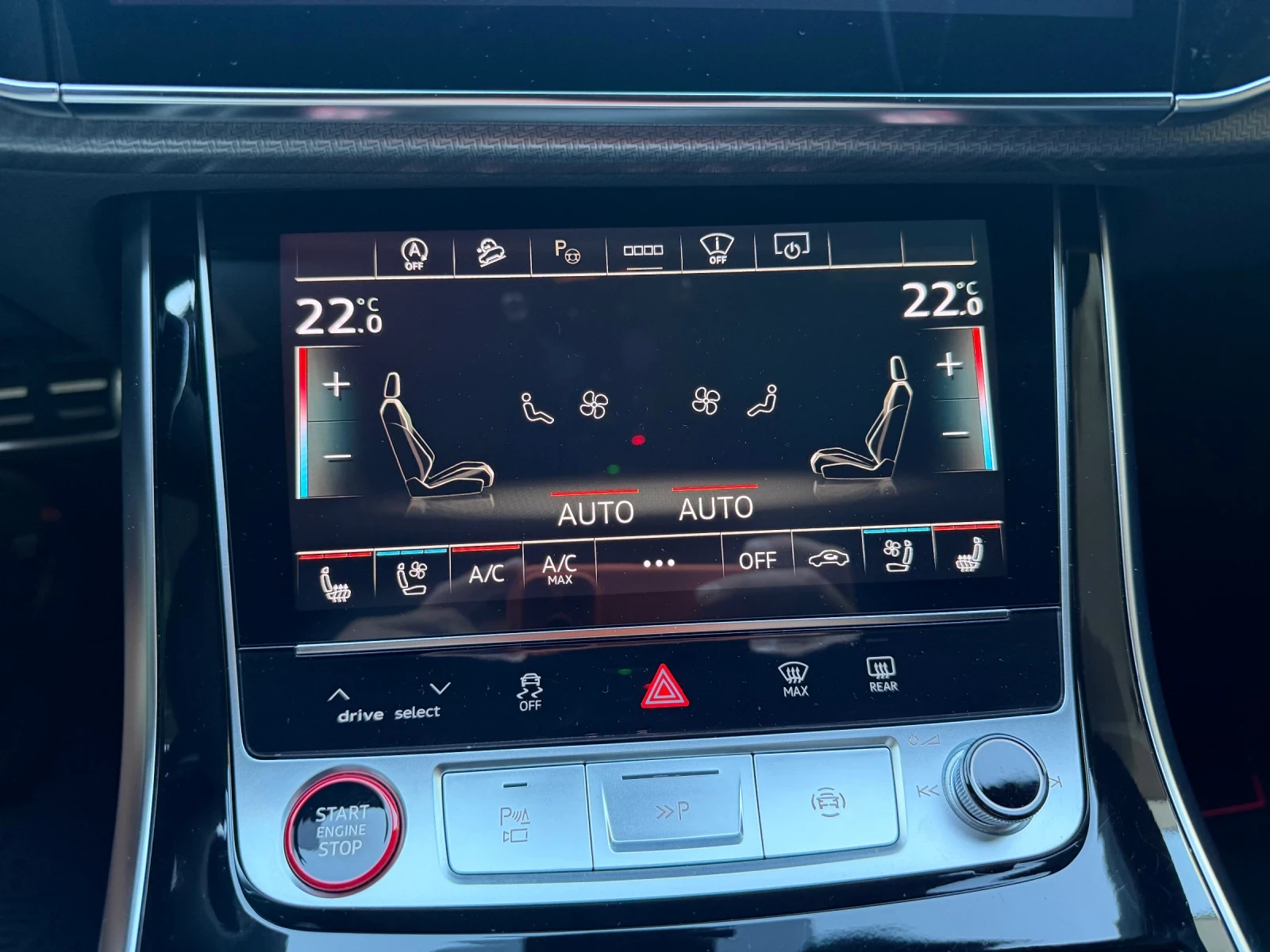 Audi RSQ8, снимка 10 - Автомобили и джипове - 56010206