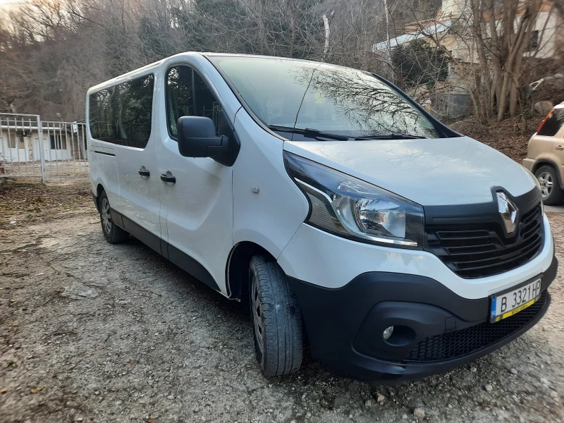 Renault Trafic, снимка 2 - Бусове и автобуси - 47786845