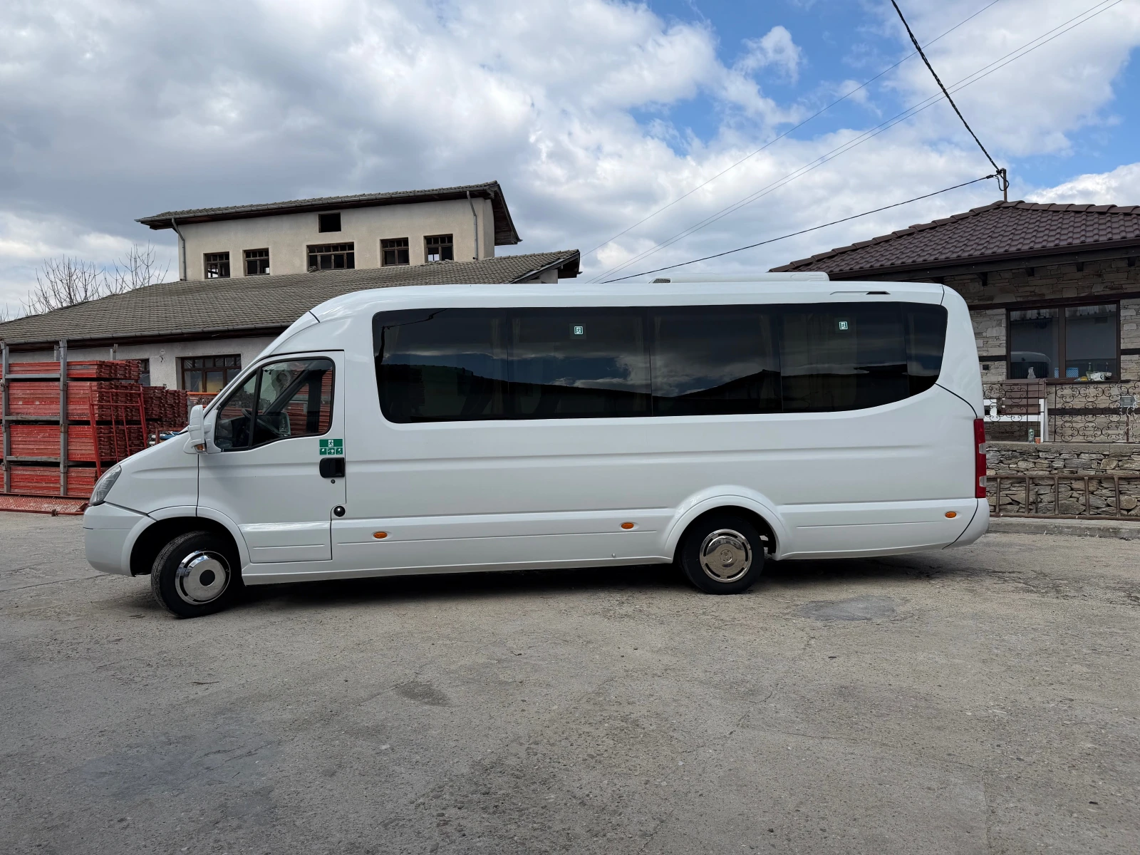 Iveco Daily ТОП СЪСТОЯНИЕ !!, снимка 3 - Бусове и автобуси - 53649440