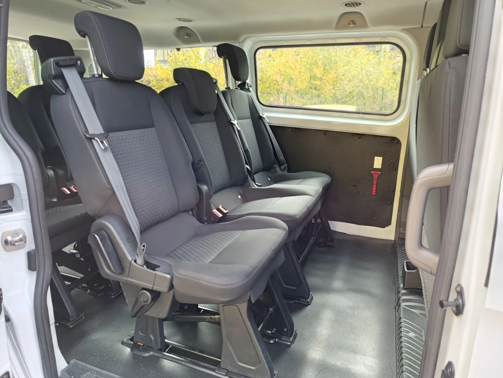 Ford Transit Custom 2.0 �DCI 8+ 1 ������� �� �� | Mobile.bg � ����������� 8