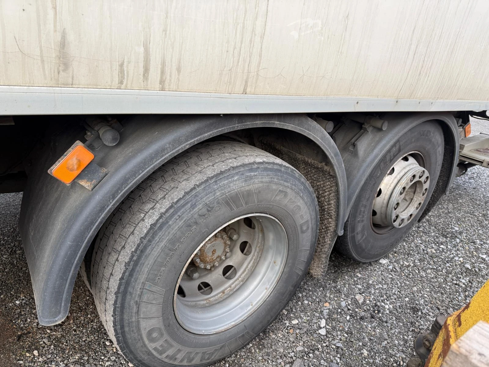 Volvo Fh 12 Хладилен, 6Х2, Борд, Нов внос, , , , снимка 13 - Камиони - 53830636