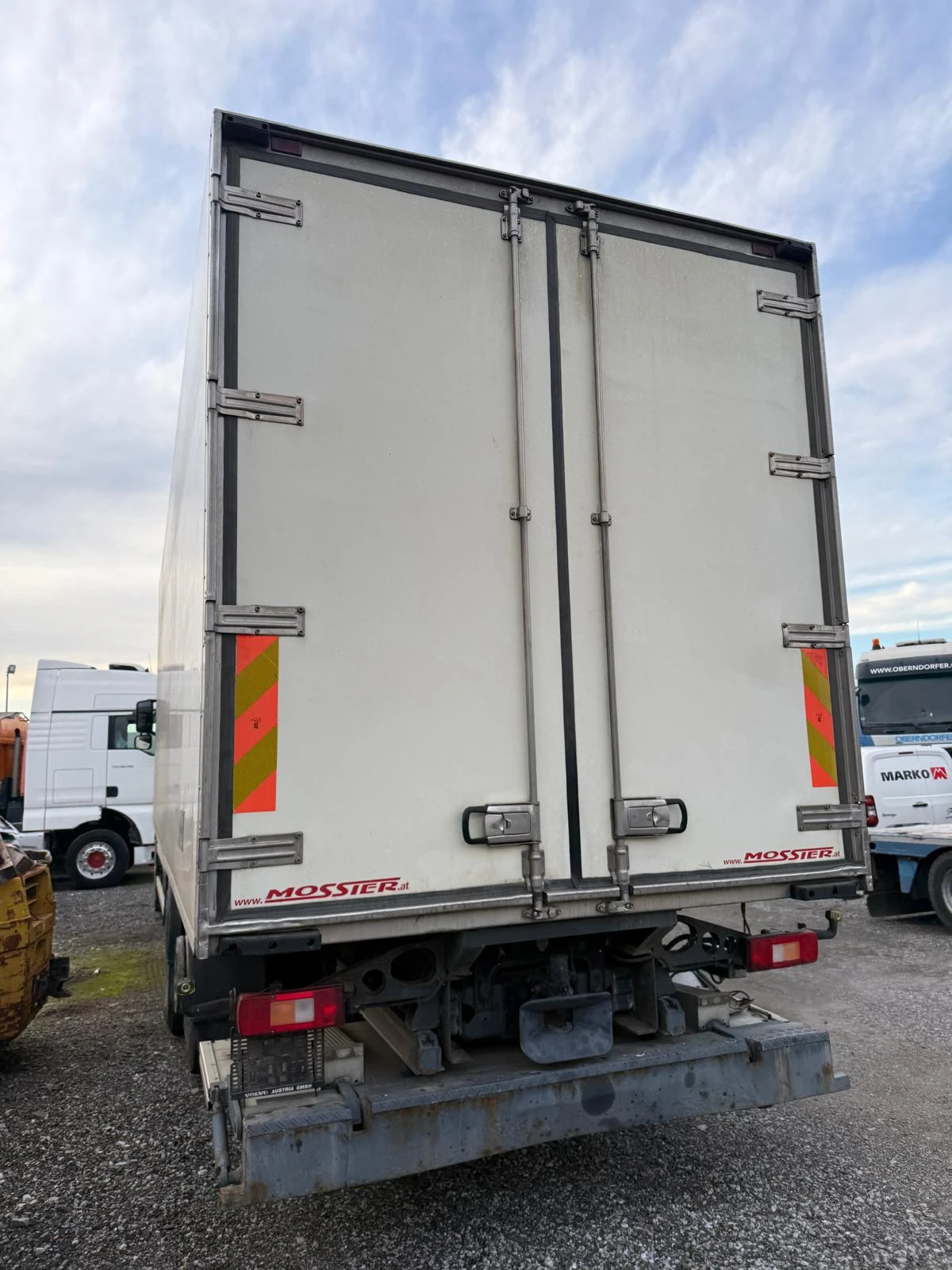 Volvo Fh 12 Хладилен, 6Х2, Борд, Нов внос, , , , снимка 5 - Камиони - 53830636