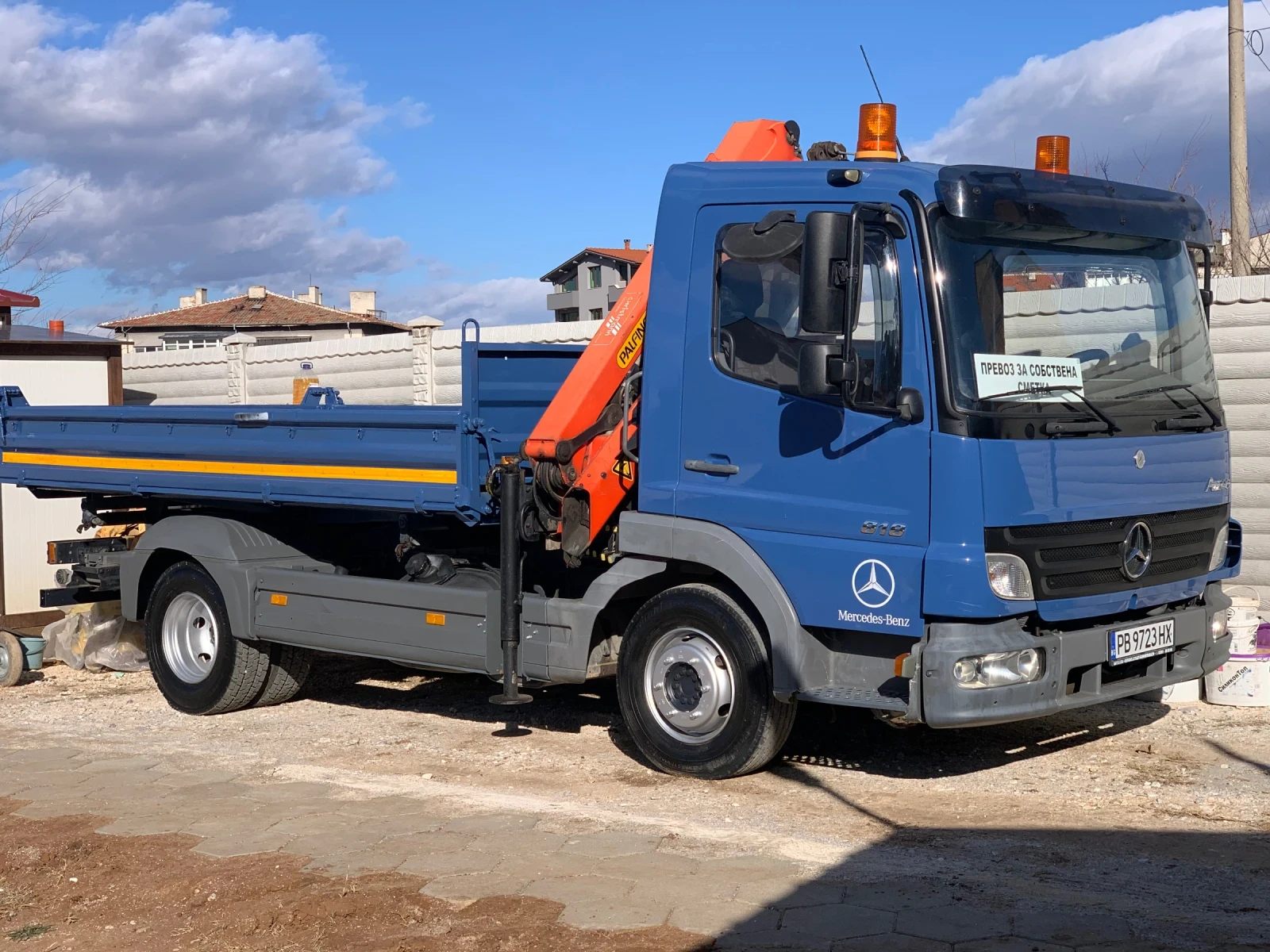 Mercedes-Benz Atego 818