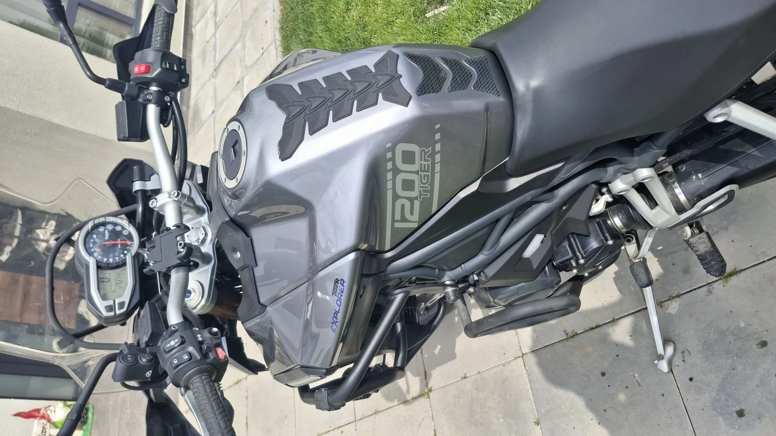 Triumph Tiger Explored | Mobile.bg � ����������� 10