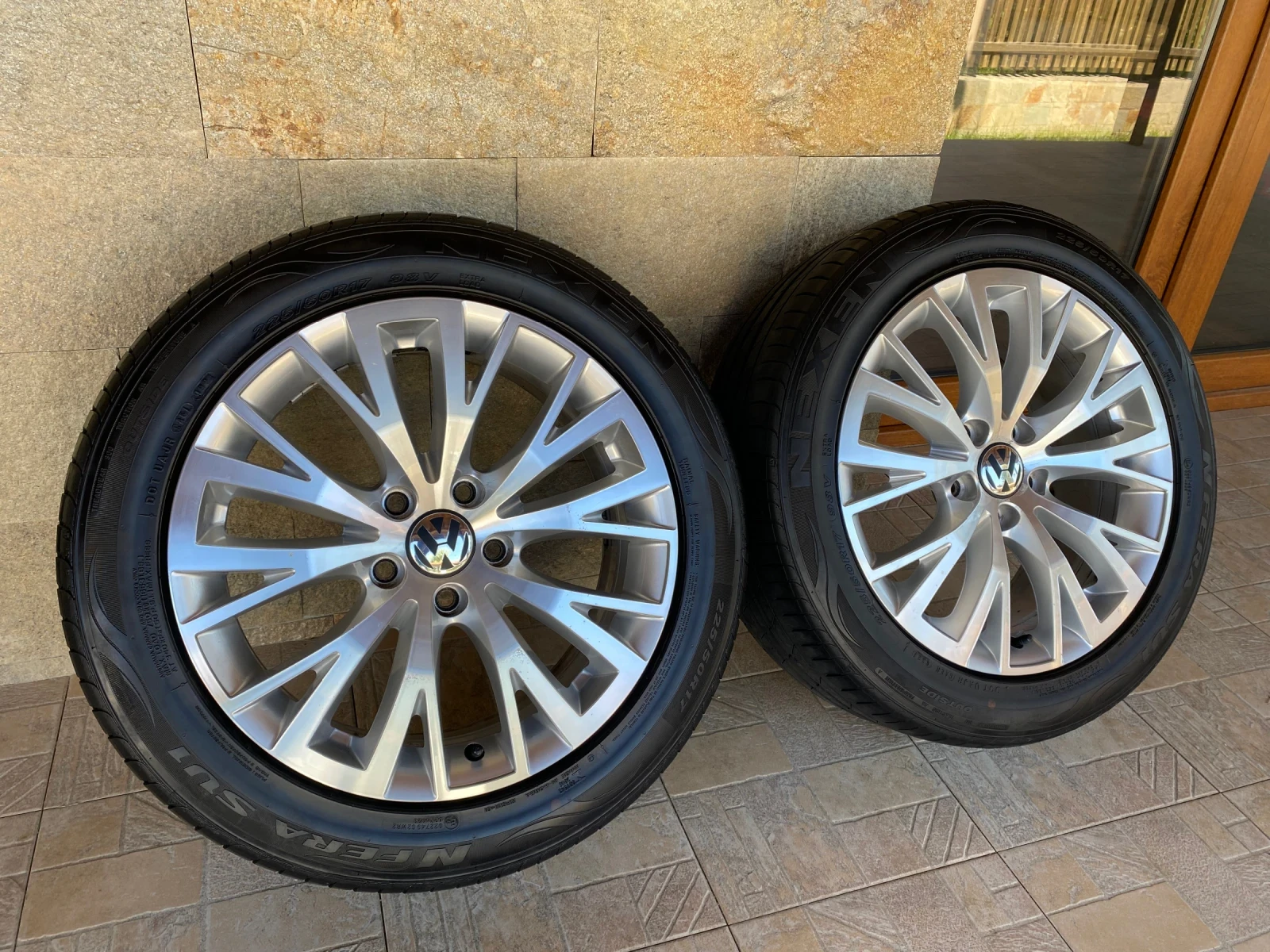 Гуми с джанти Nexen 225/50R17, снимка 4 - Гуми и джанти - 54681206