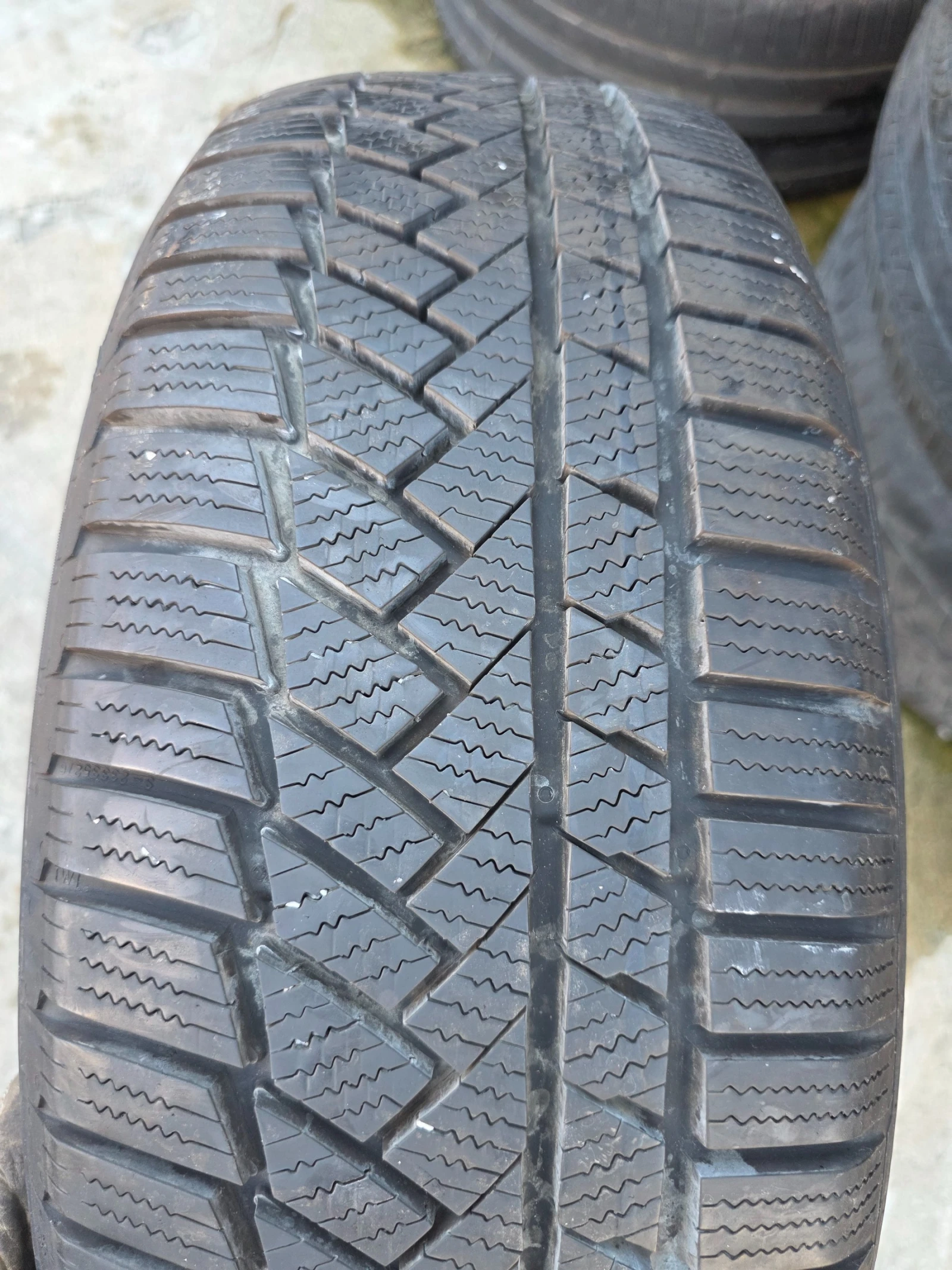 Гуми Зимни 205/55R17