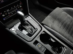 VW Passat 2.0 TDI PREMIUM, снимка 9