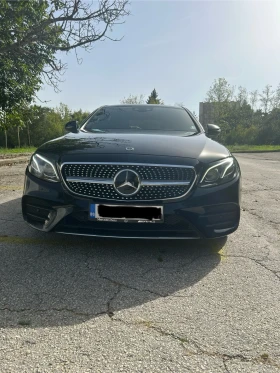 Mercedes-Benz E 220 Седан, снимка 3