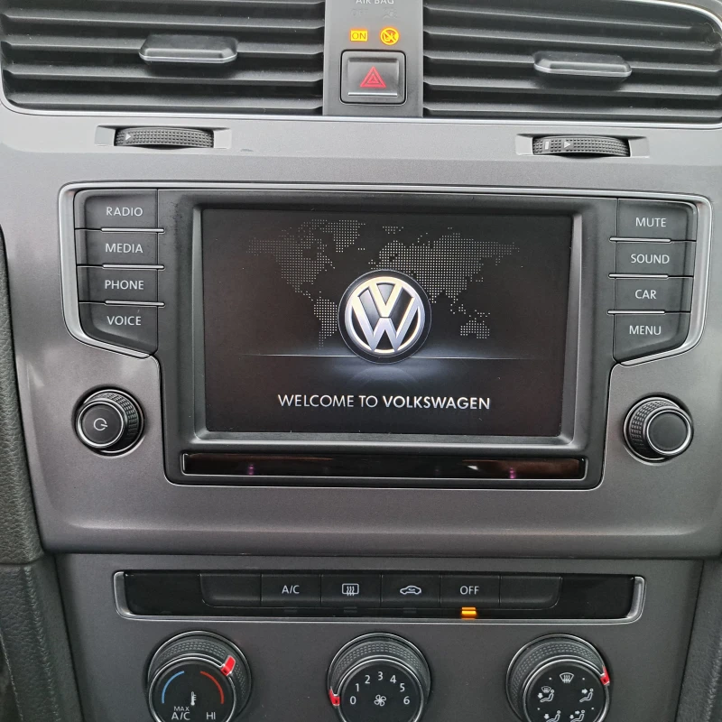 VW Golf 7 EURO 6* TOP* , снимка 15 - Автомобили и джипове - 30086544