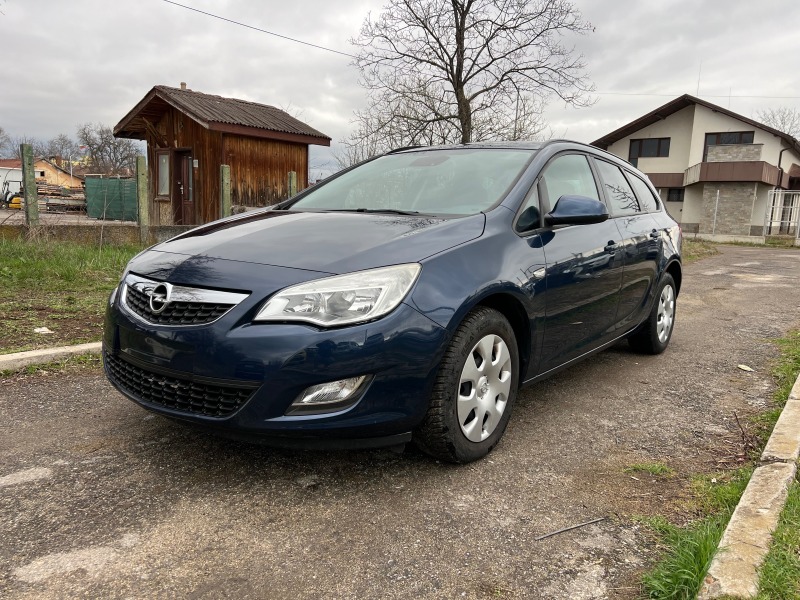 Opel Astra 1.4 T , снимка 1 - Автомобили и джипове - 44701977