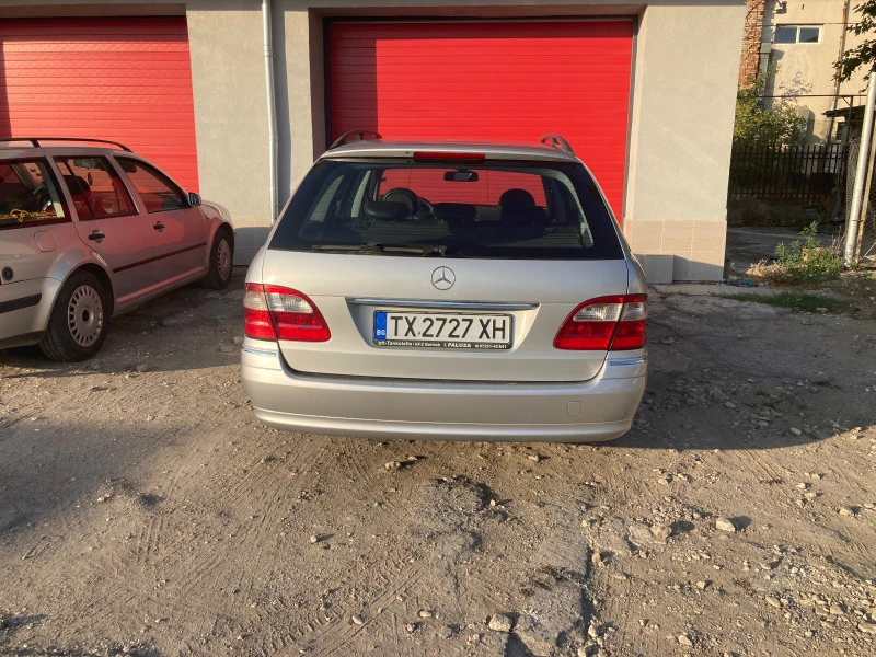 Mercedes-Benz E 270, снимка 7 - Автомобили и джипове - 46759089