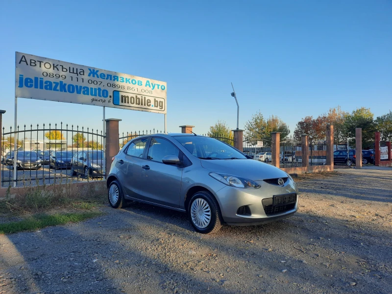 Mazda 2 1.3i, снимка 3 - Автомобили и джипове - 47727725