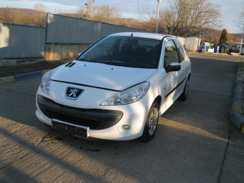 Peugeot 206 ПЛЮС  1, 4 -75 кс 73000 км, снимка 1 - Автомобили и джипове - 48558457