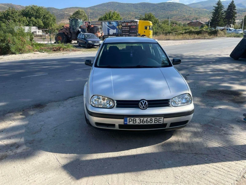 VW Golf, снимка 3 - Автомобили и джипове - 49444894