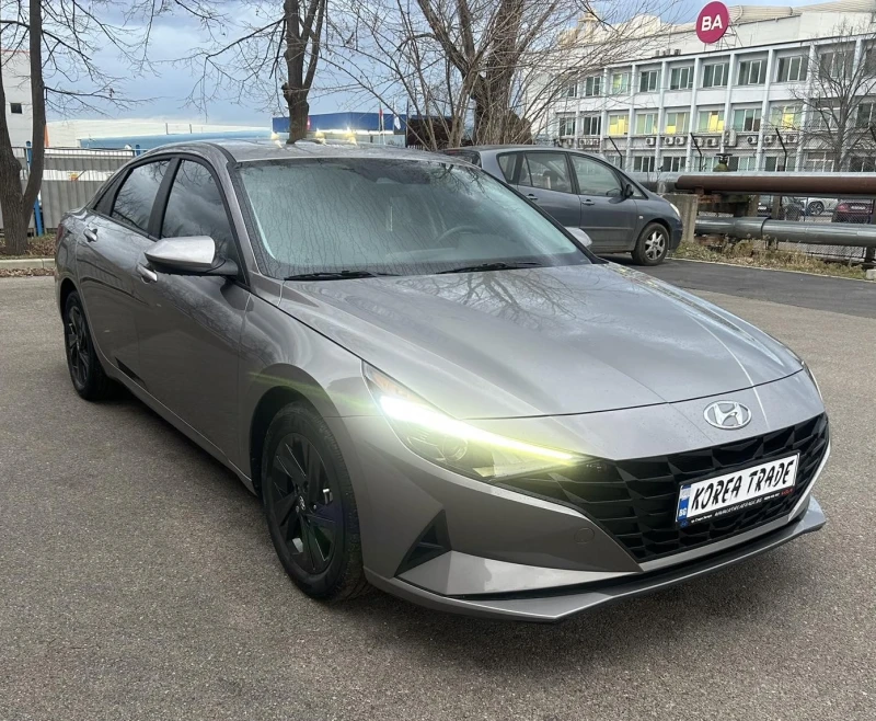 Hyundai Elantra 2.0 MPI, снимка 2 - Автомобили и джипове - 51902499