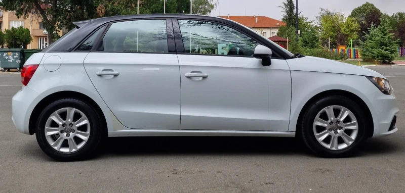 Audi A1 Sportback, снимка 5 - Автомобили и джипове - 51424621