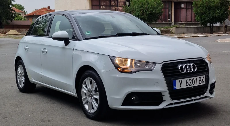 Audi A1 Sportback, снимка 2 - Автомобили и джипове - 51424621