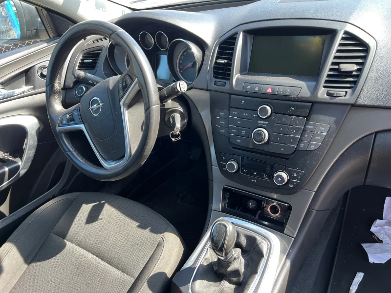 Opel Insignia 2.0 cdti, снимка 5 - Автомобили и джипове - 51672392