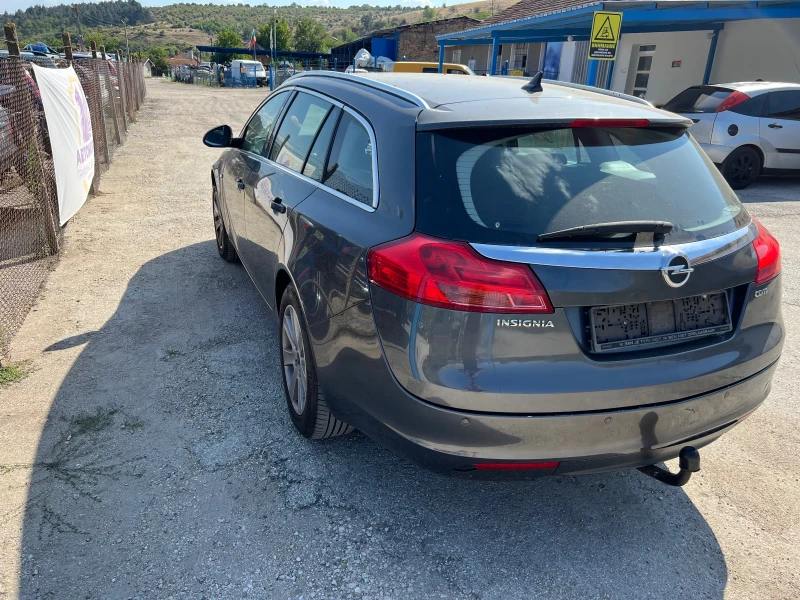 Opel Insignia 2.0 cdti, снимка 4 - Автомобили и джипове - 51672392