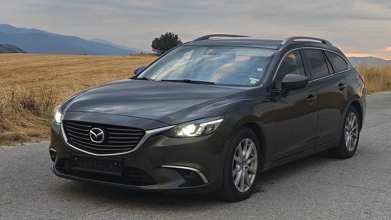 Mazda 6 2.2 d  , снимка 3 - Автомобили и джипове - 52261608