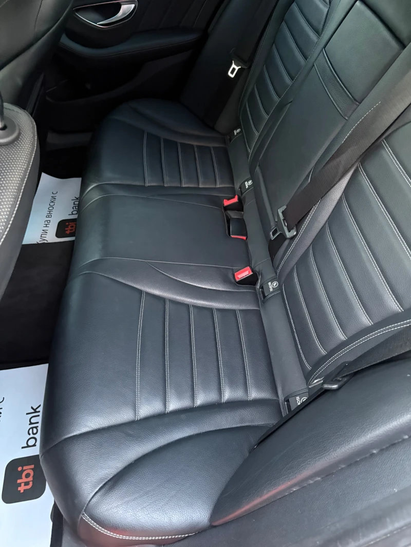 Mercedes-Benz C 400 4Matic* AMG-Line* Panorama* , снимка 9 - Автомобили и джипове - 51827114