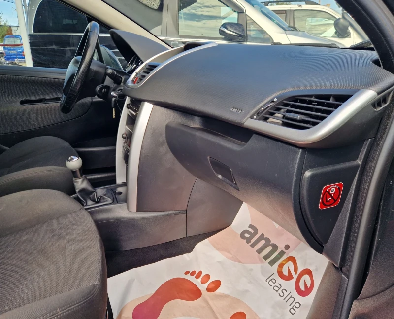 Peugeot 207 207 1.6 VTi XS Pack /  Лизинг / Бартер , снимка 14 - Автомобили и джипове - 52169840