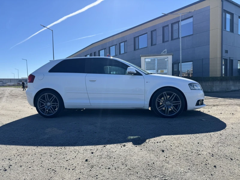 Audi A3 2.0, снимка 4 - Автомобили и джипове - 52372080