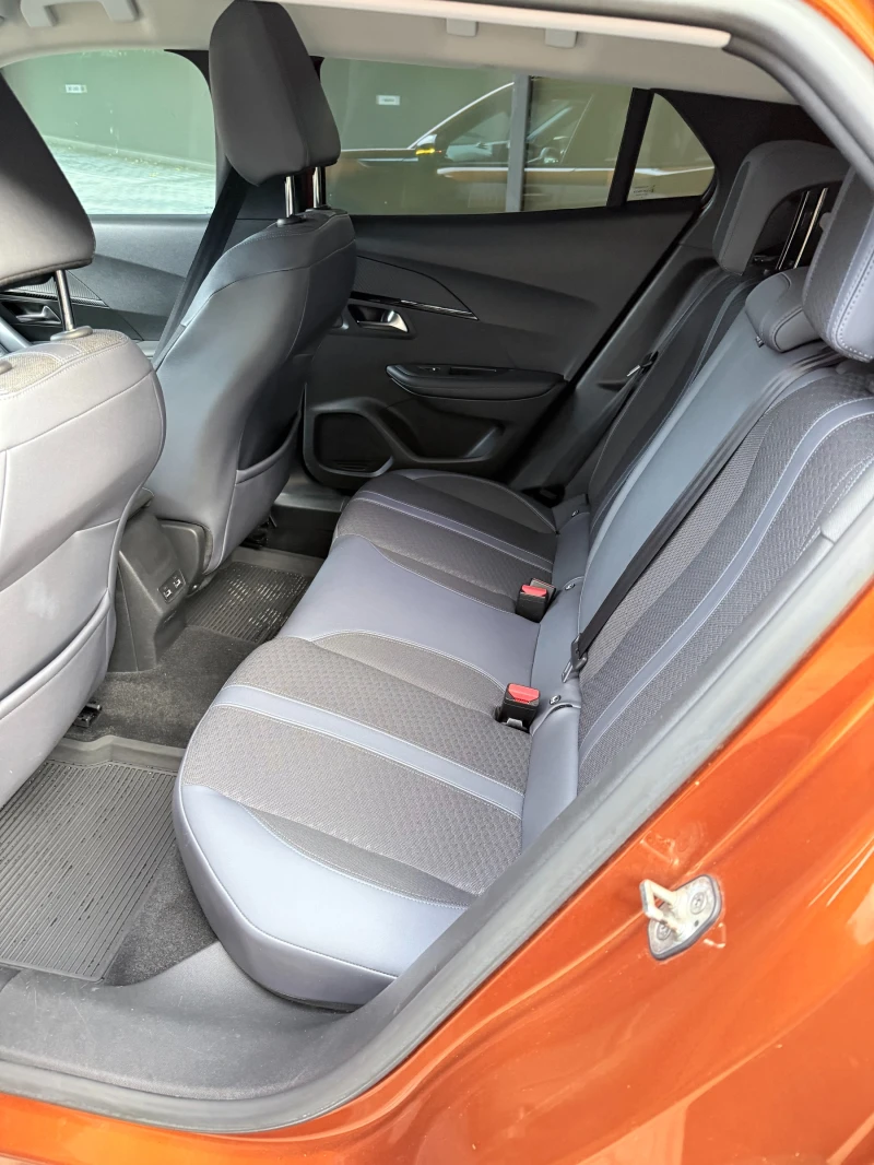 Peugeot 2008 1.5BlueHDi 130, снимка 7 - Автомобили и джипове - 52494006