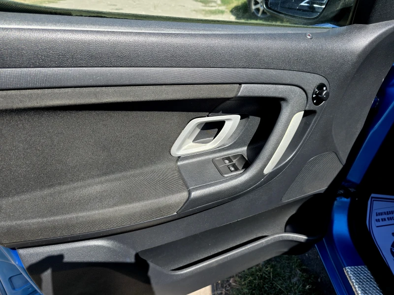 Skoda Roomster 1.9TDI/105hp/КЛИМАТРОНИК, снимка 7 - Автомобили и джипове - 53074405
