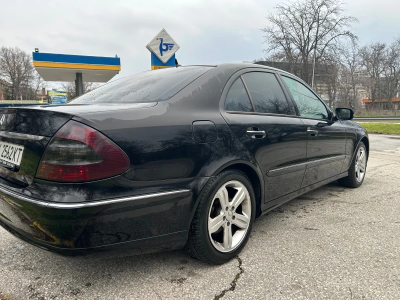 Mercedes-Benz E 280 3.0 7G tronic, снимка 3 - Автомобили и джипове - 53386301
