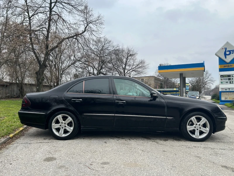 Mercedes-Benz E 280 3.0 7G tronic, снимка 2 - Автомобили и джипове - 53386301