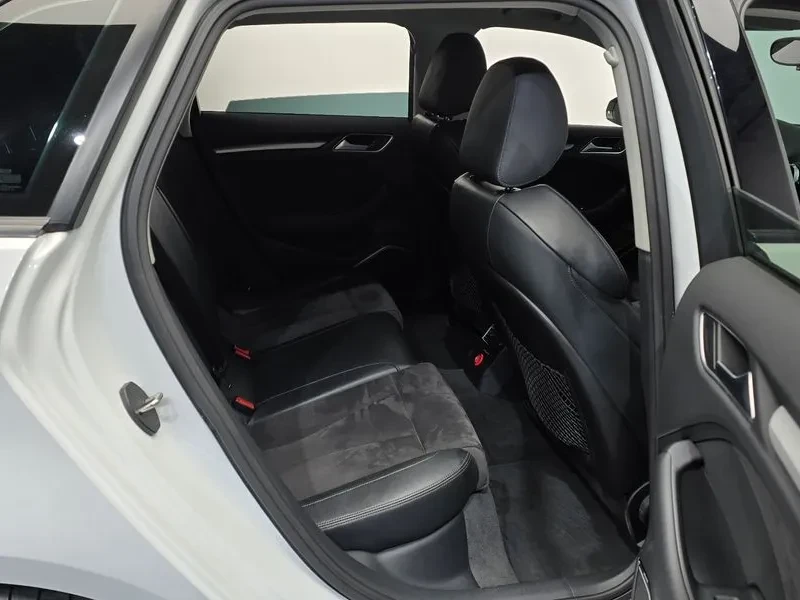 Audi A3 2.0 TDI, снимка 12 - Автомобили и джипове - 54139468