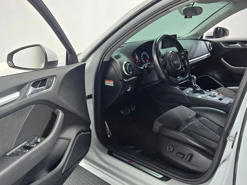 Audi A3 2.0 TDI, снимка 10 - Автомобили и джипове - 54139468