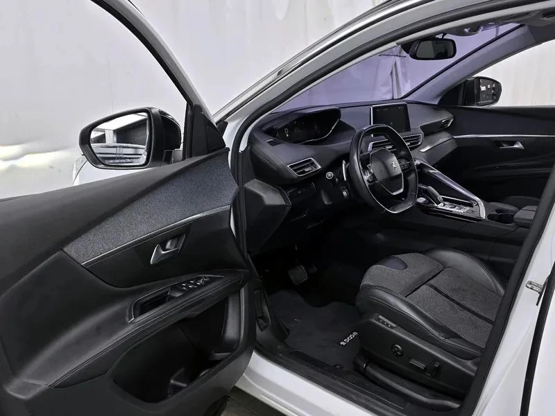 Peugeot 5008 1.5 ALLURE, снимка 10 - Автомобили и джипове - 54763683