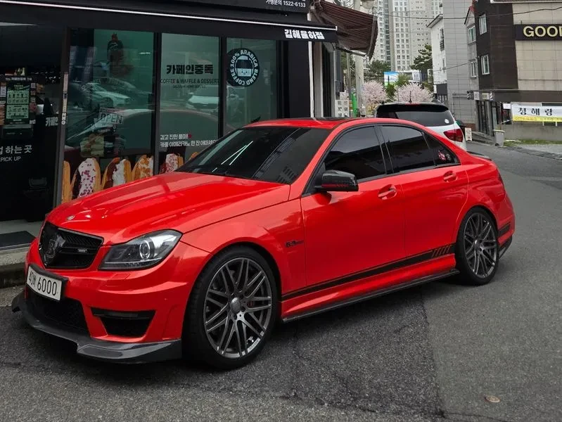 Mercedes-Benz C 63 AMG BRABUS, снимка 5 - Автомобили и джипове - 54863534