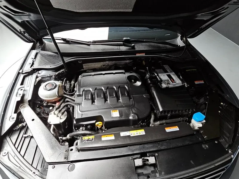 VW Passat 2.0 TDI PREMIUM, снимка 6 - Автомобили и джипове - 55264555