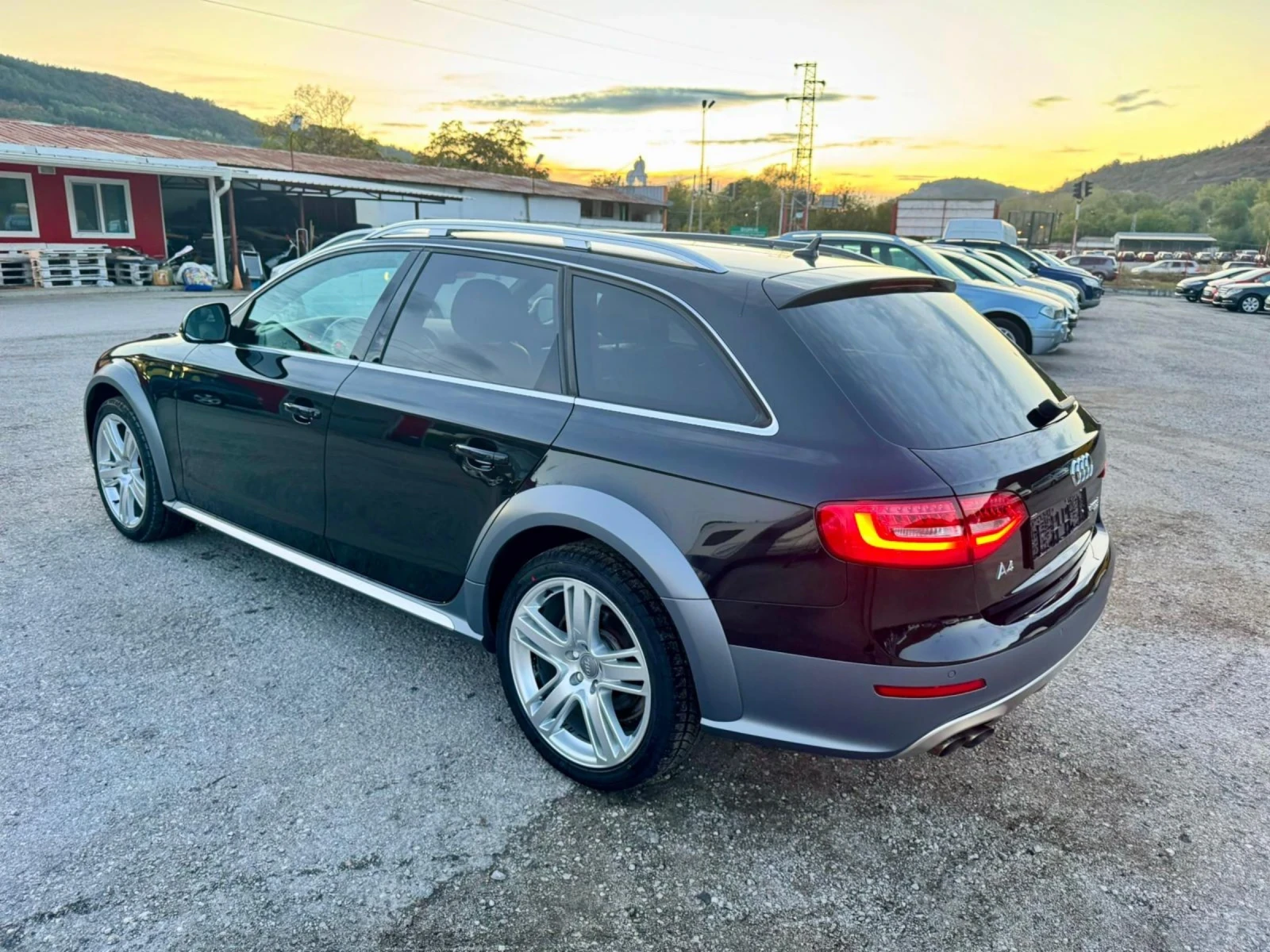 Audi A4 Allroad 2.0TDI, QUATTRO, НАВИГАЦИЯ, НОВИ ГУМИ, FULL  - изображение 2