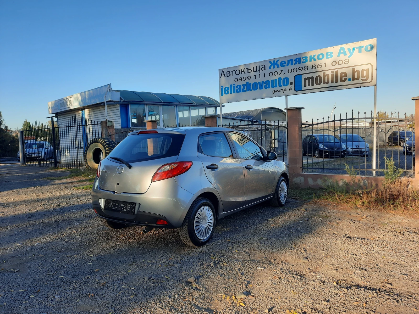 Mazda 2 1.3i - изображение 4