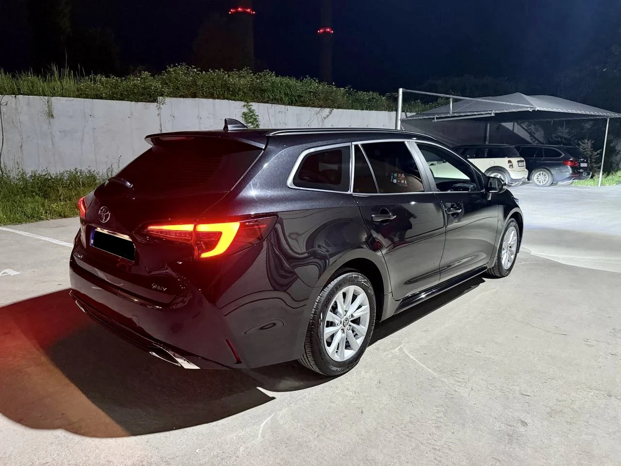Toyota Corolla HEV~Executive~Гаранция!~6000км~CarPlay - изображение 8