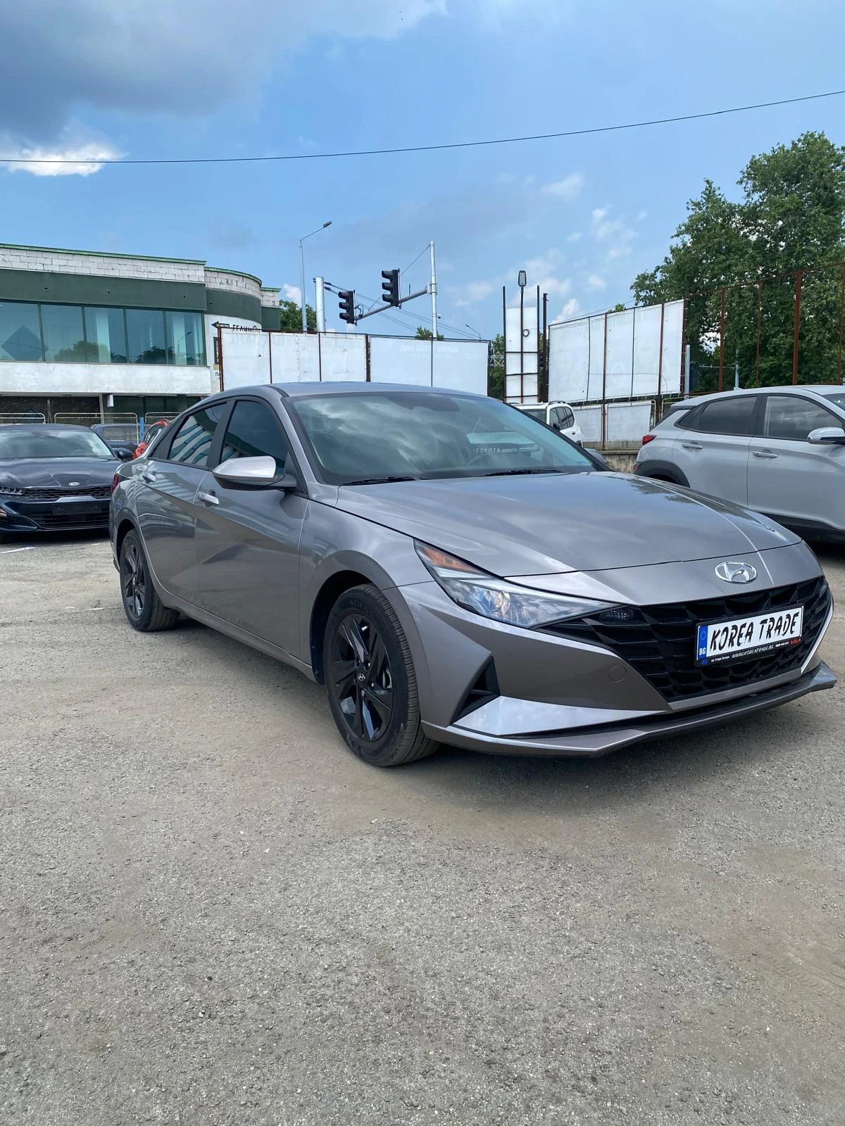 Hyundai Elantra 2.0 MPI - изображение 7