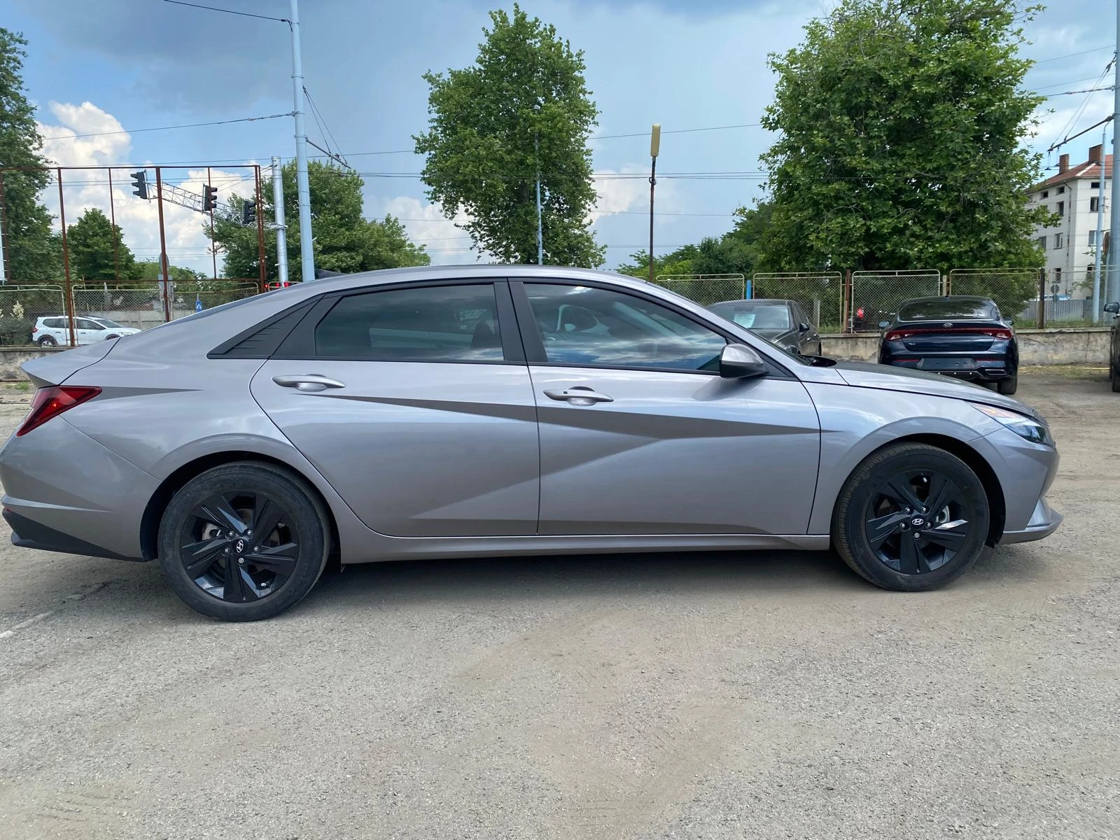 Hyundai Elantra 2.0 MPI - изображение 6