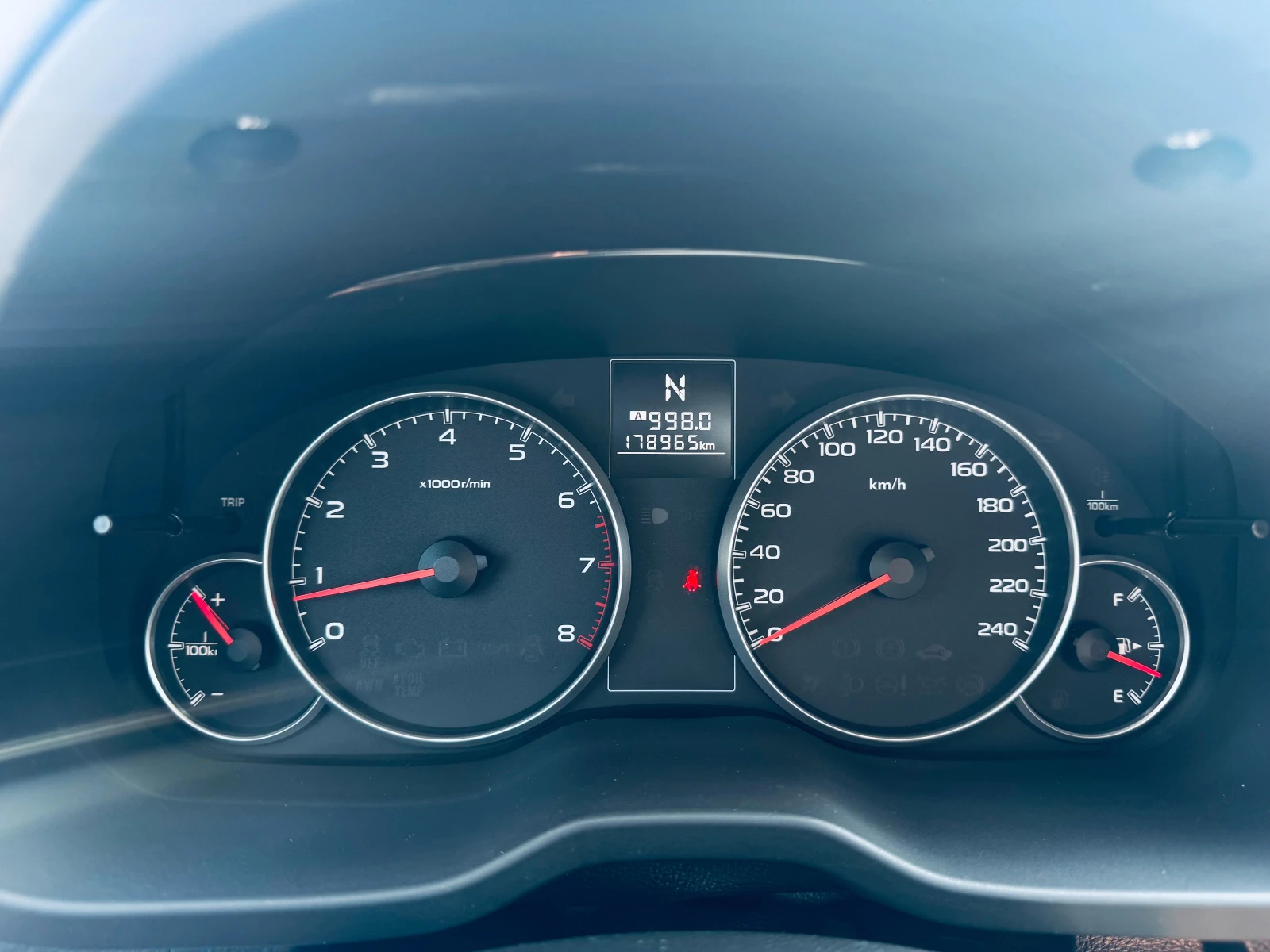 Subaru Legacy    2, 0 150 ..    | Mobile.bg   13