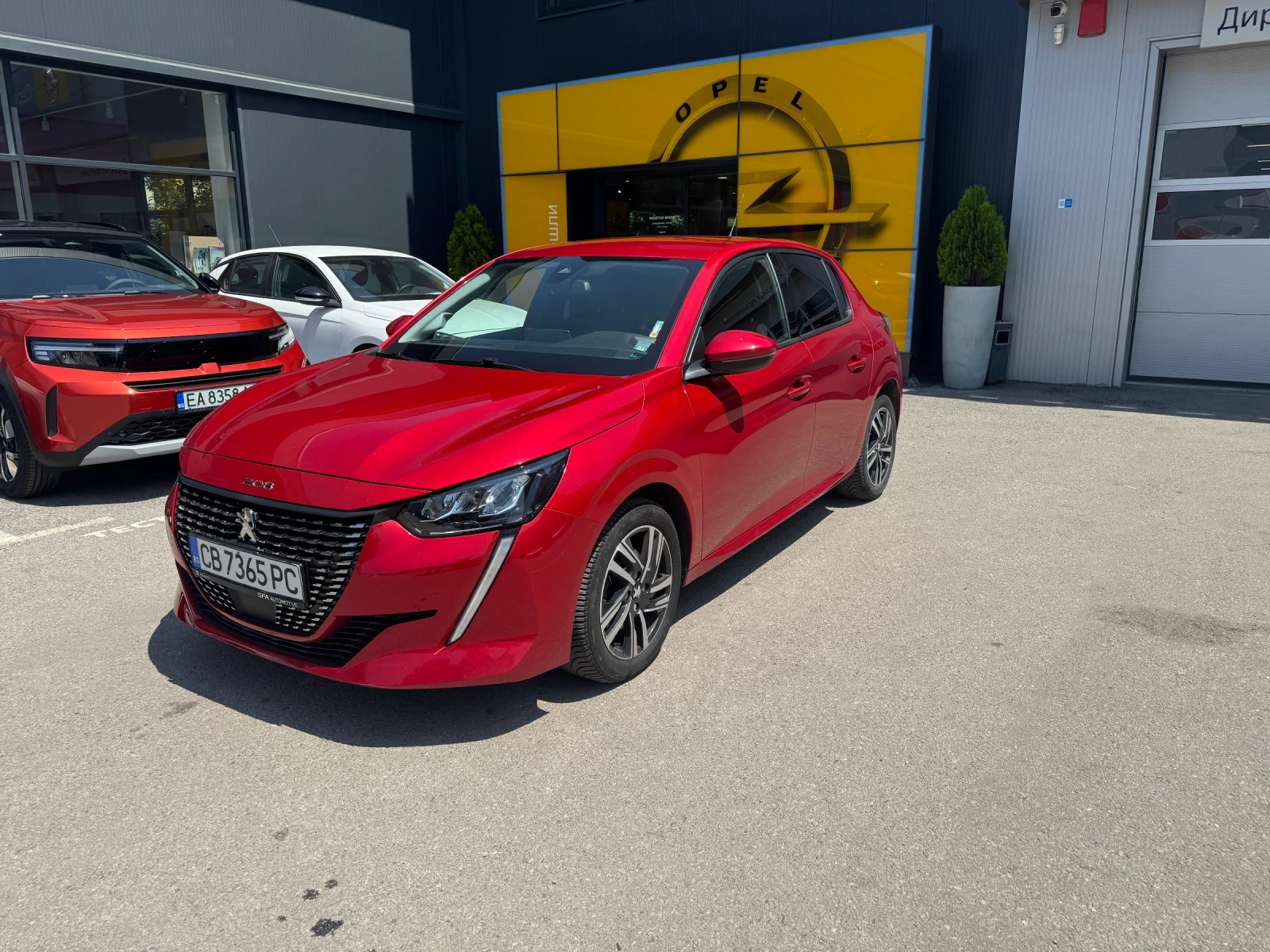 Peugeot 208 Automatic/ в ГАРАНЦИЯ - изображение 4