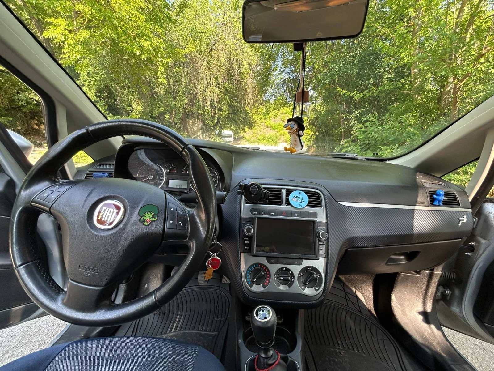 Fiat Punto Газ-Бензин и мултимедия с GPS - изображение 3
