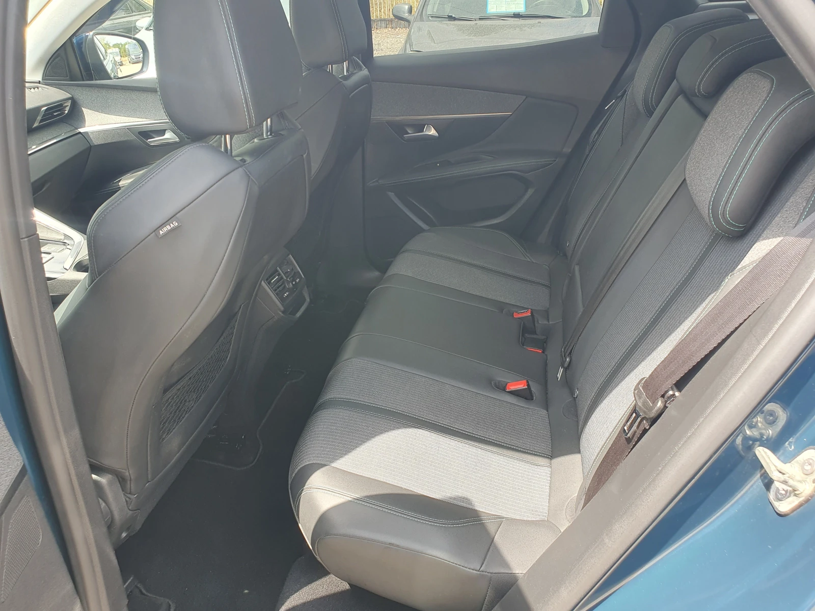 Peugeot 3008 1.5 BlueHDI - изображение 9
