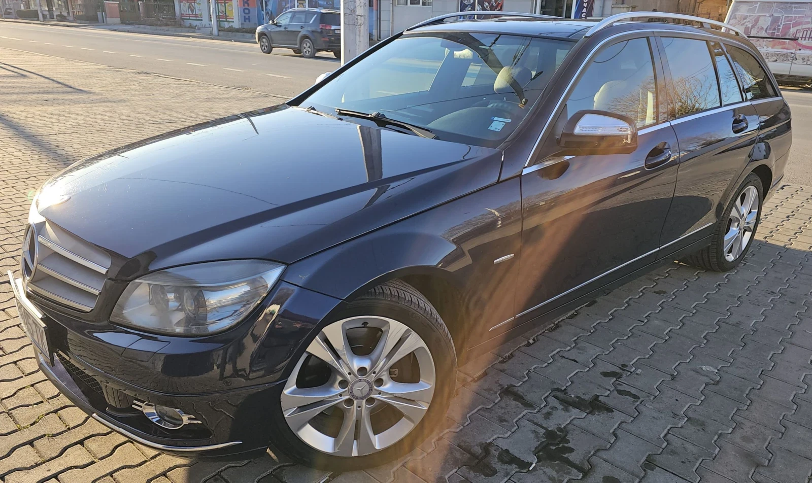 Mercedes-Benz C 320 3.0 - изображение 3