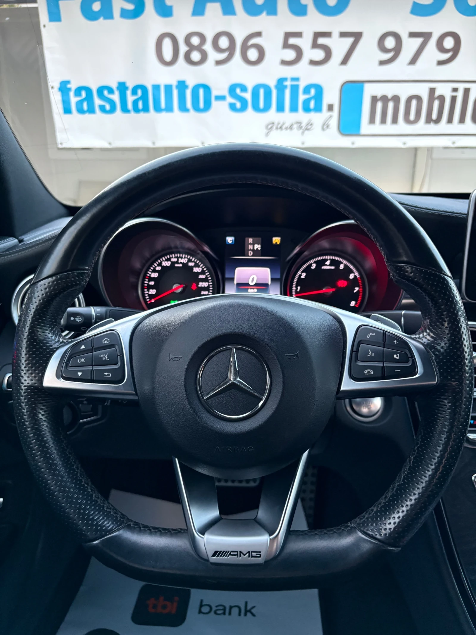 Mercedes-Benz C 400 4Matic* AMG-Line* Panorama*  - изображение 10