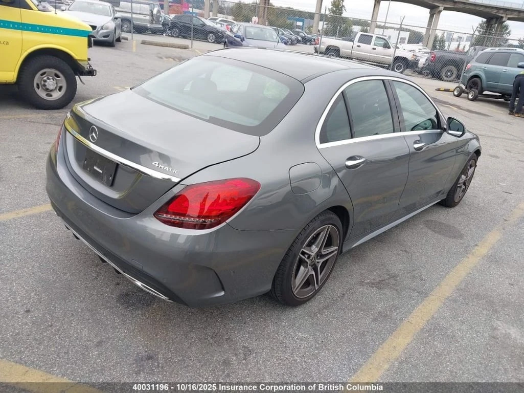 Mercedes-Benz C 300 * 4MATIC * CARFAX *    | Mobile.bg   4