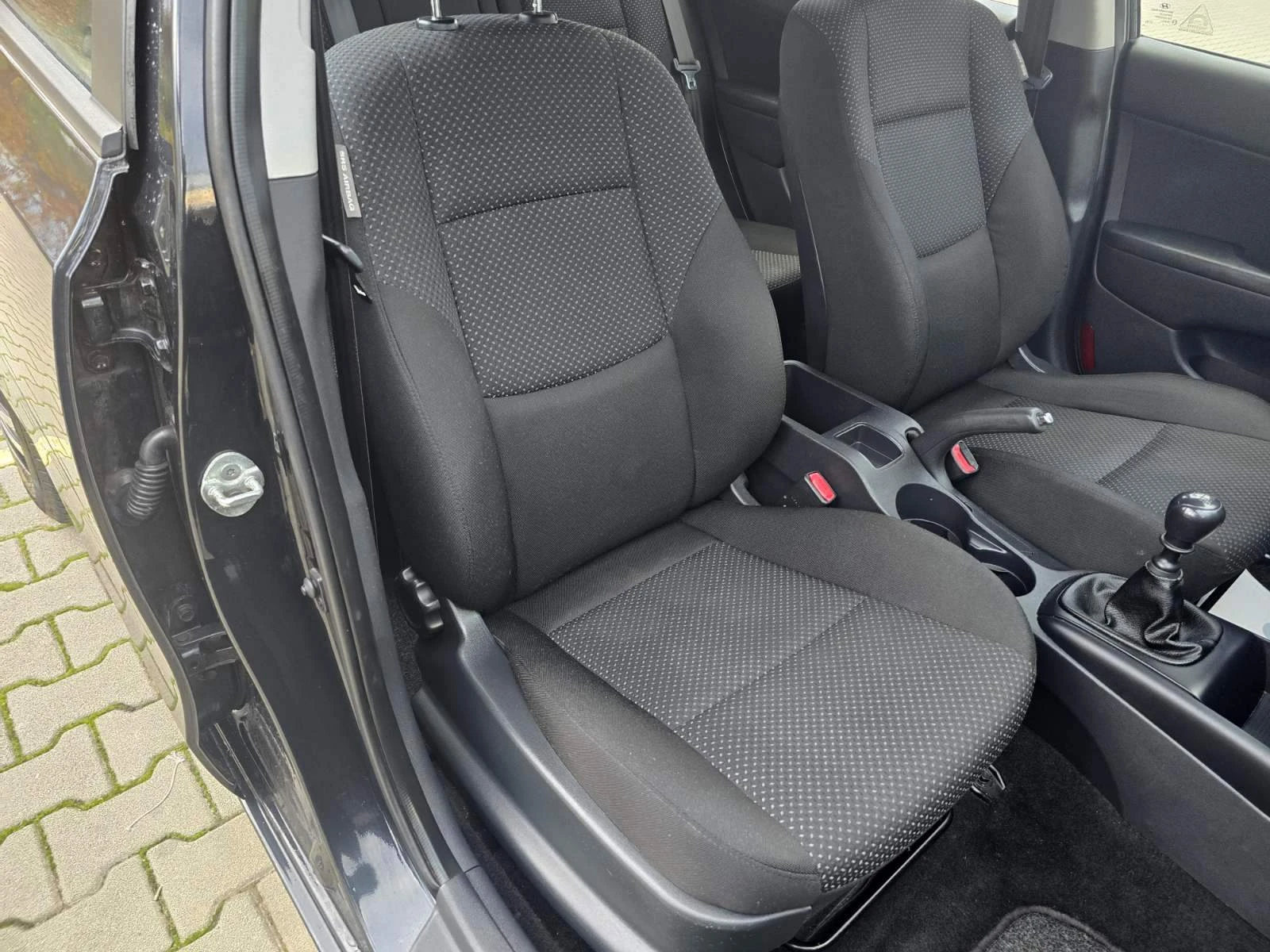 Hyundai I30 КОЛЕДНА ПРОМОЦИЯ/1.6CRDI/ПЕРФЕКТЕН - изображение 10