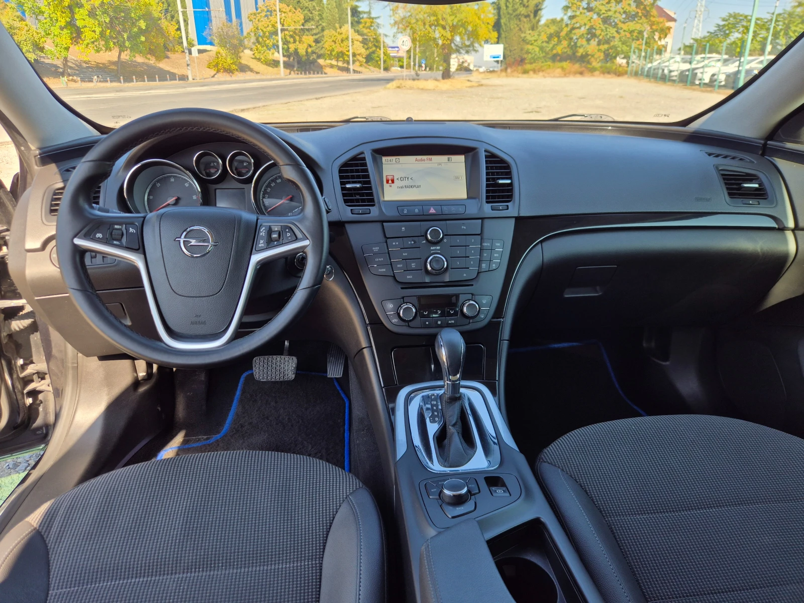 Opel Insignia 2.0 CDTI AUTOMATIC , снимка 14 - Автомобили и джипове - 52727454